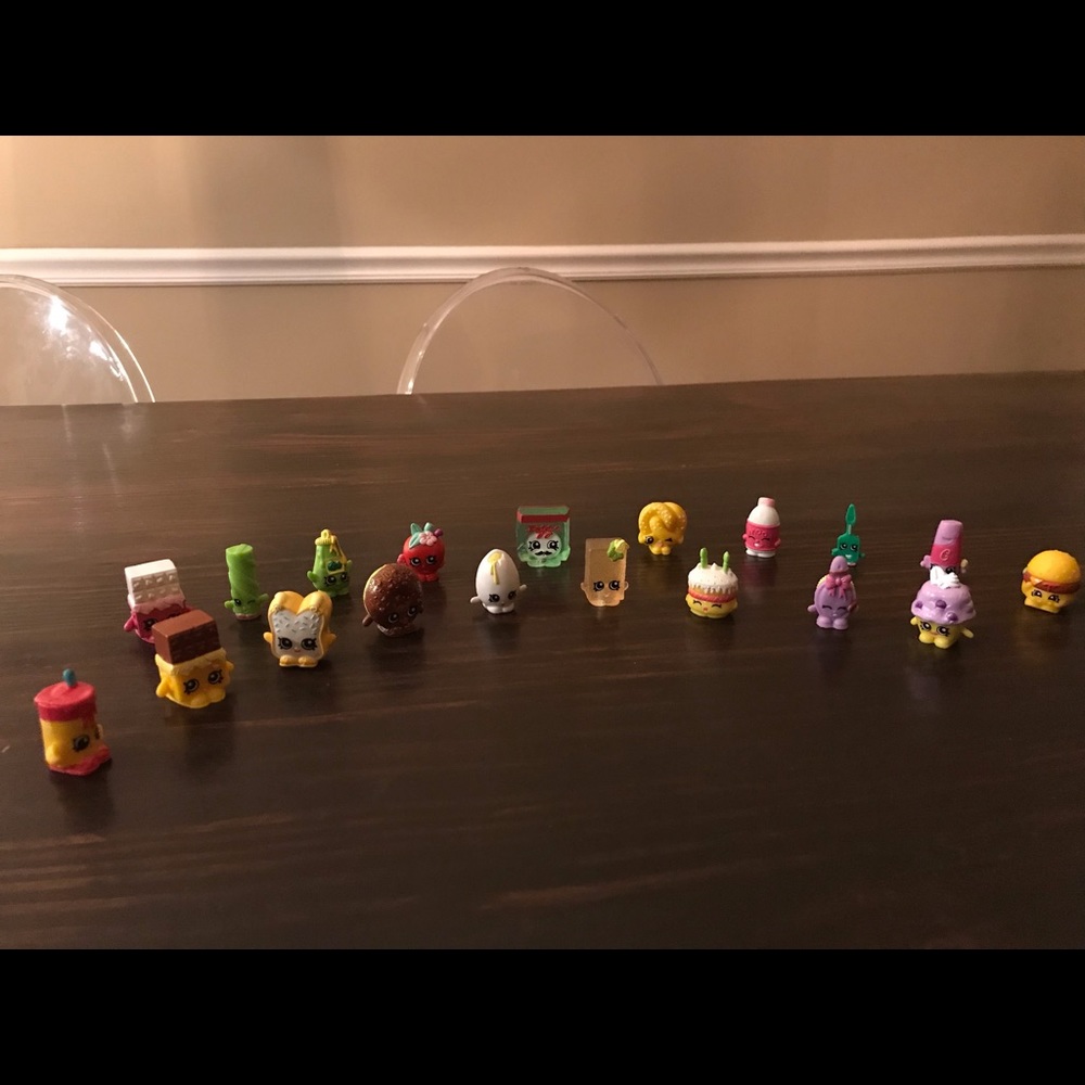 Season 1 Shopkins!